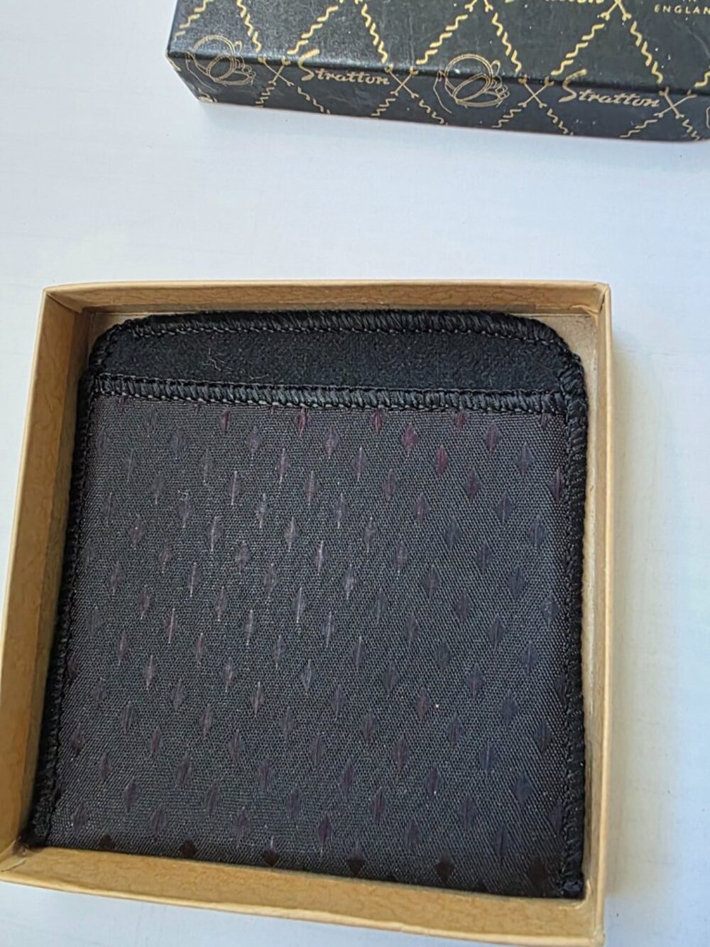 VIntage 1960s Stratton Rose Powder Compact- Unused, Fillable - Picture 3 of 8